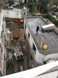 Controle de verticalité et apomb des nez de dalles sur chaque niveau-Lille (59)