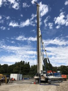 Une Machine de forage des pieux et injection de béton